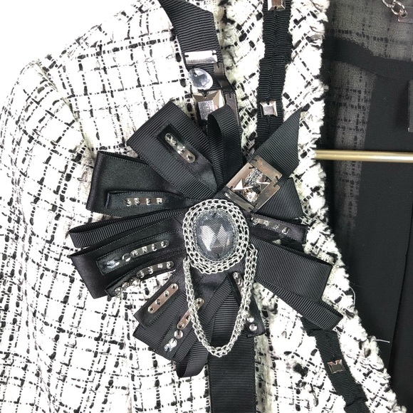 Wht House Blk Market Embellished Tweed Blazer - Picture 2 of 7